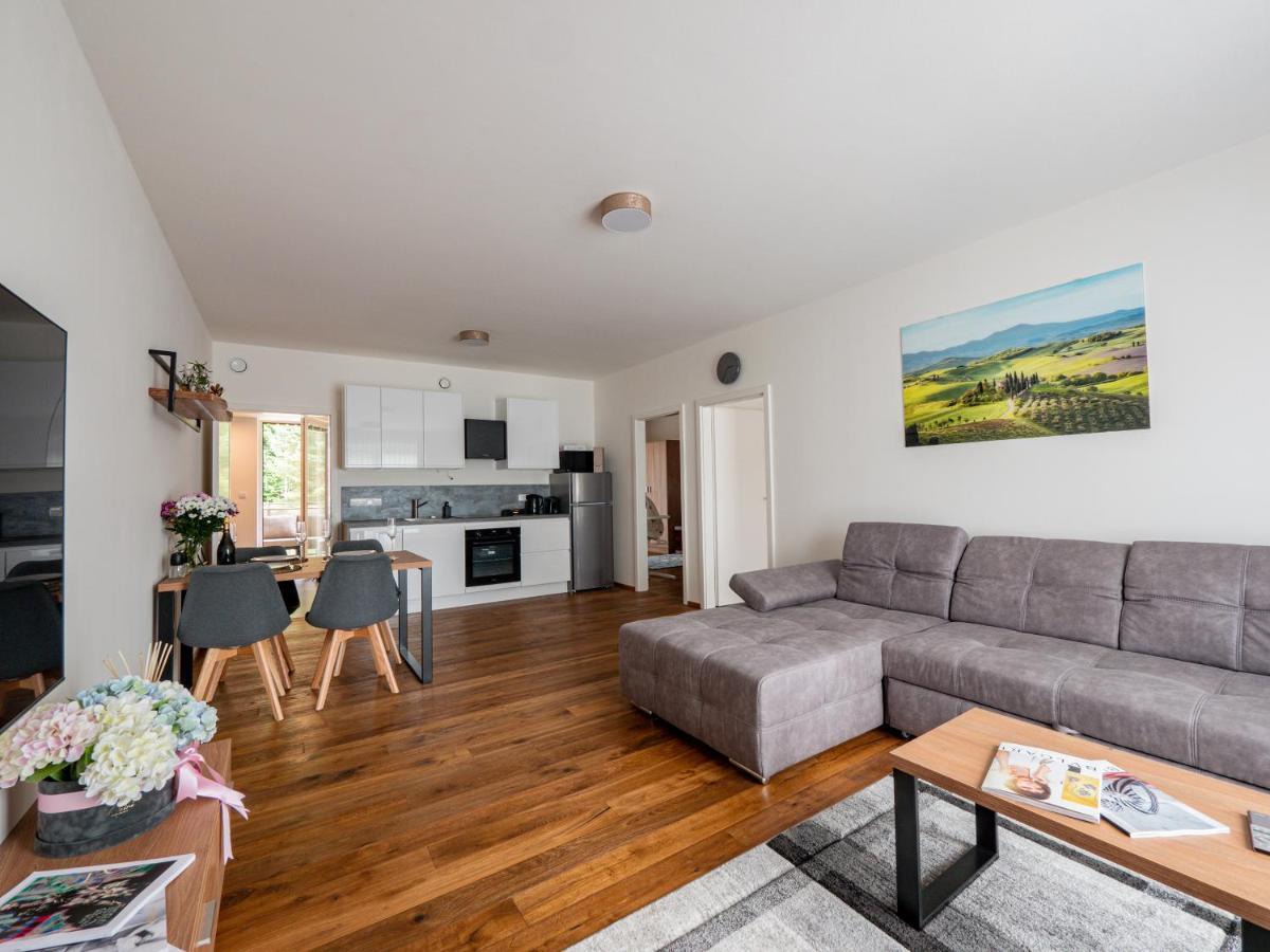 Apartmany Resort Vrchlabí Esterno foto