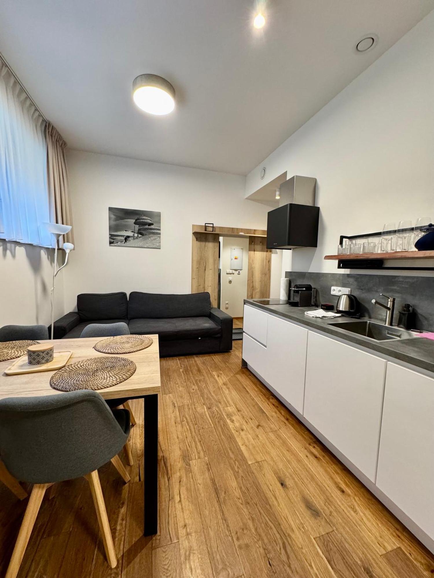 Apartmany Resort Vrchlabí Esterno foto